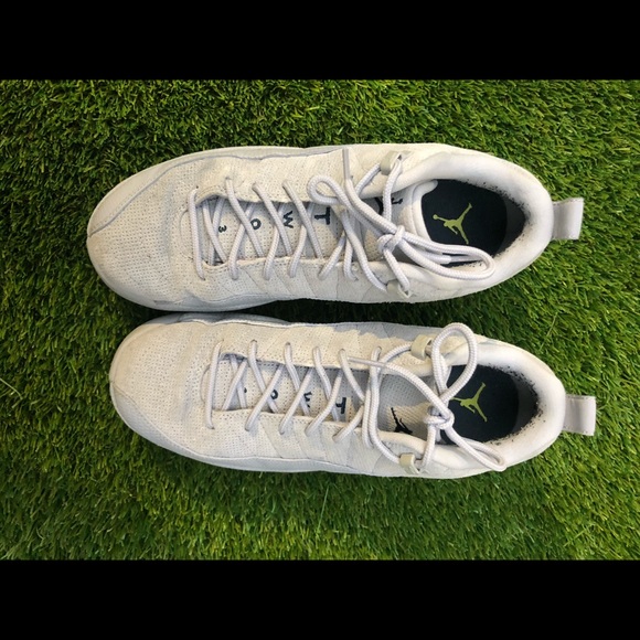 Jordan 12 low retro ‘wolf grey’ - Picture 4 of 4